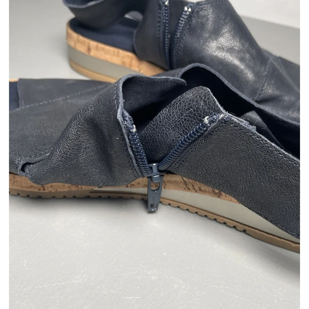 Sesto Meucci Women's Navy Blue Sandals US 8M